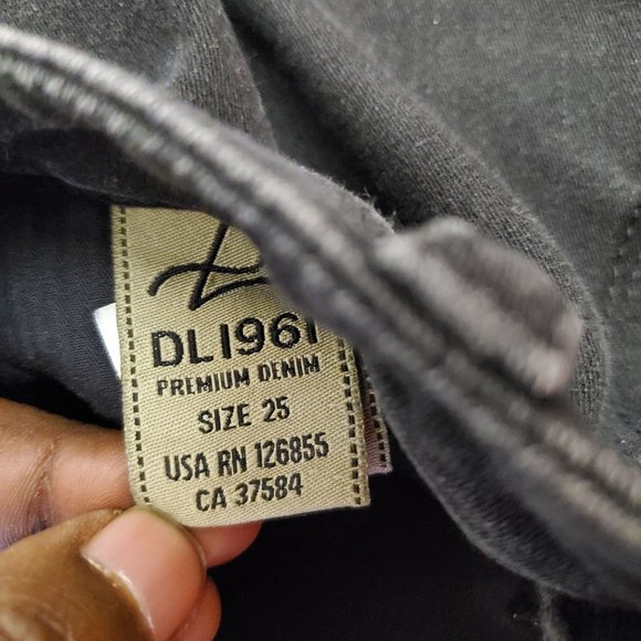 DL1961 - Jessica Faded Black Diamond Skinny jeans - Picture 8 of 10